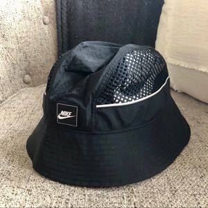Nike Accessories - Nike Bucket Hat Nike Accessories - Nike Bucket Hat